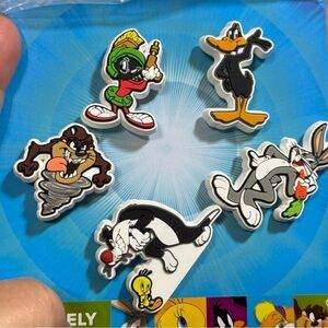 CROCS X Looney Tunes Jibbitz Charms Limited Edition 5 piece set